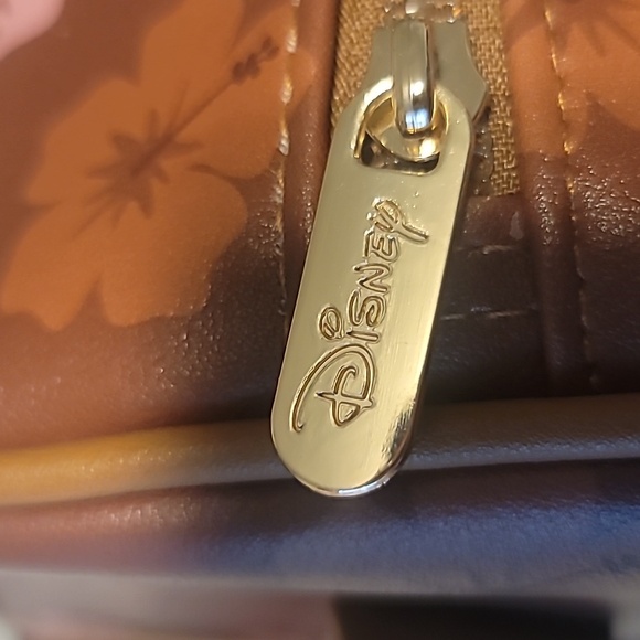 🦋Disney Lilo Stitch Rolling Luggage Duffle 20"🦋 - Picture 6 of 9